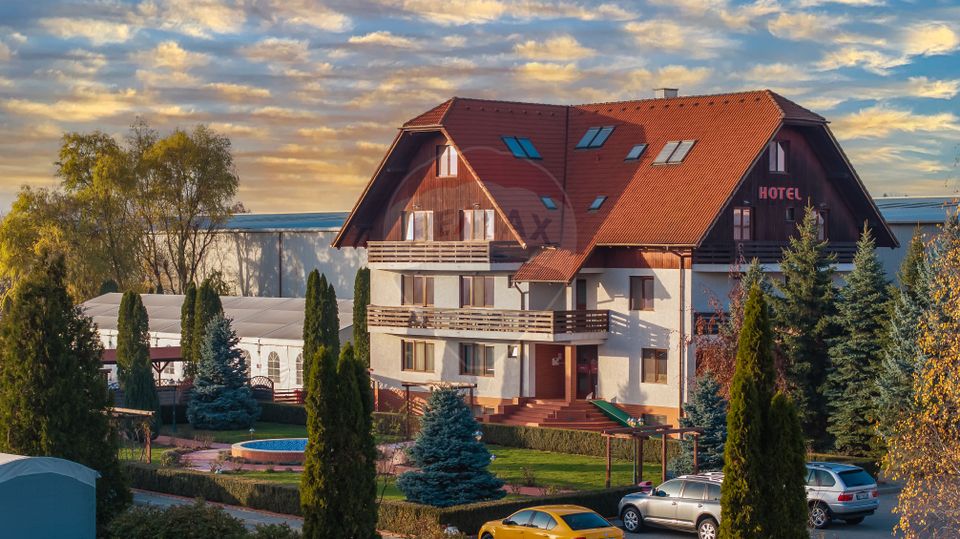 HOTEL,PISCINA SI CORT DE EVENIMENTE | 18080 MP TEREN | GRIVITEI BRASOV