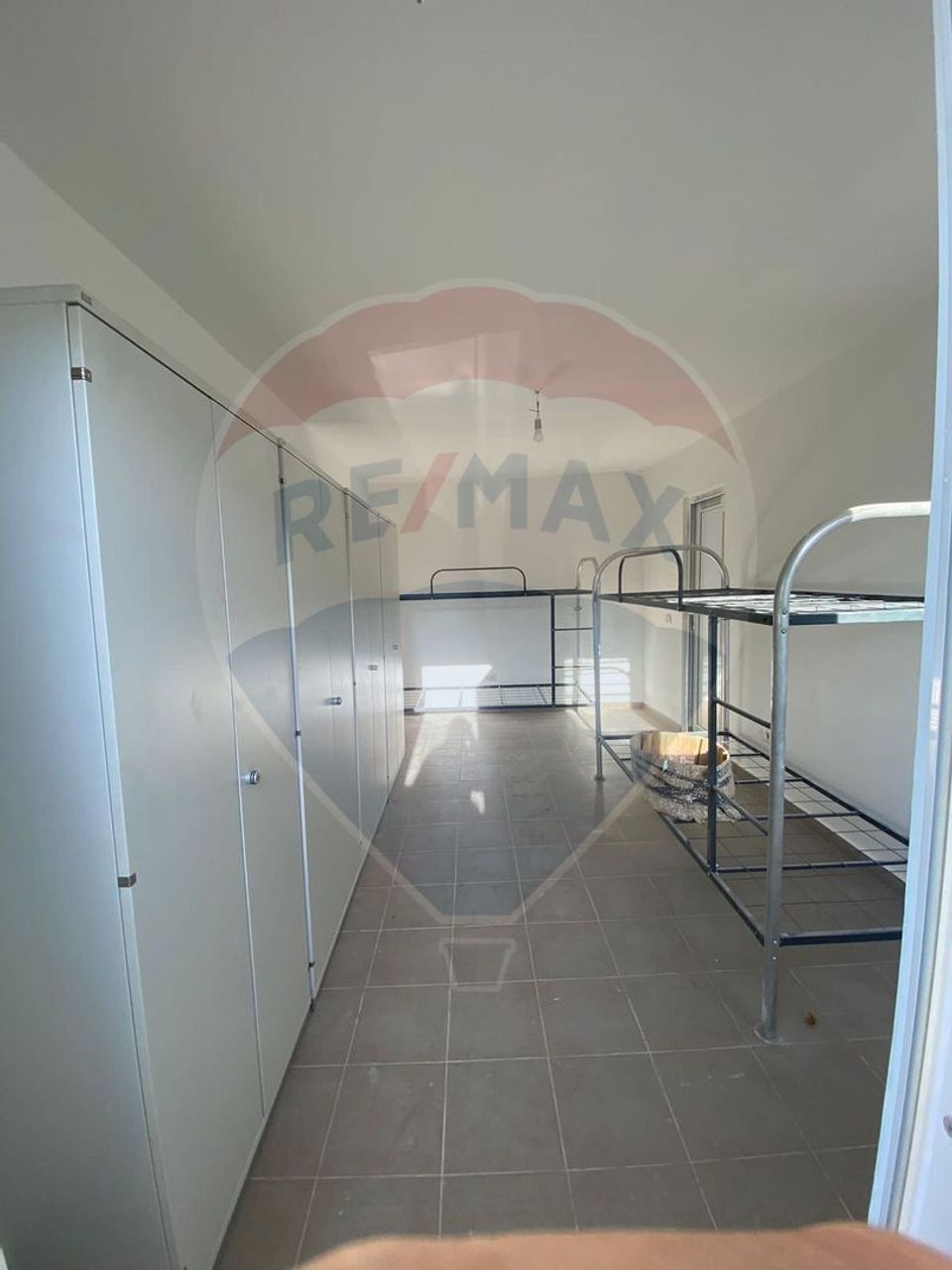 Pensiune 20 camere de vânzare  zona Gradiste - Preluare chiriaş