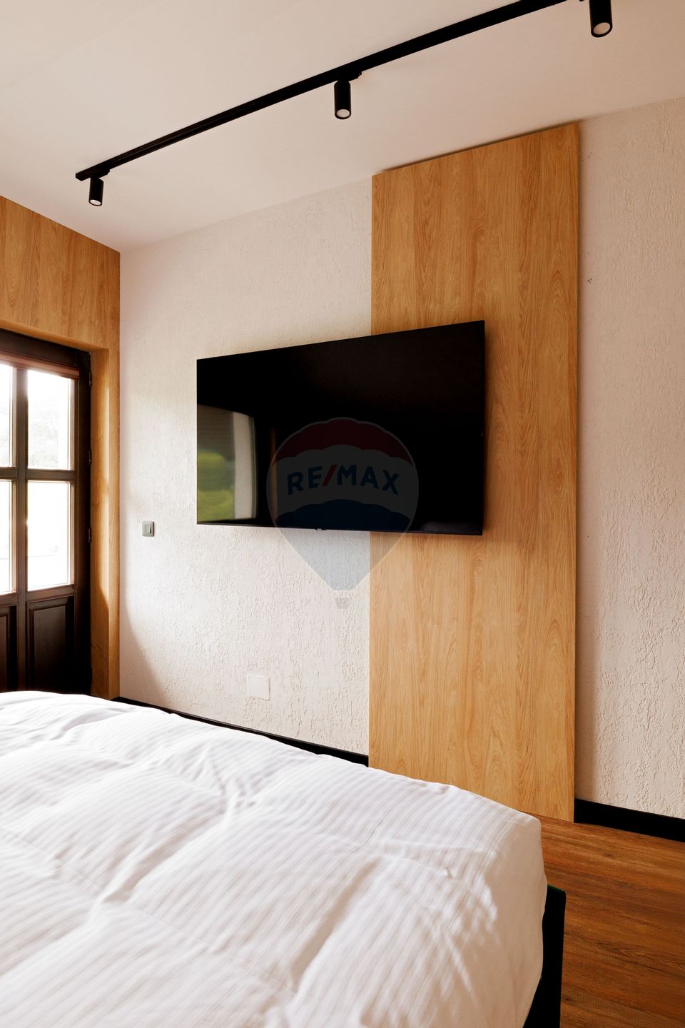 Pensiune Manastirea Humorului, de Vânzare în Inima Bucovinei