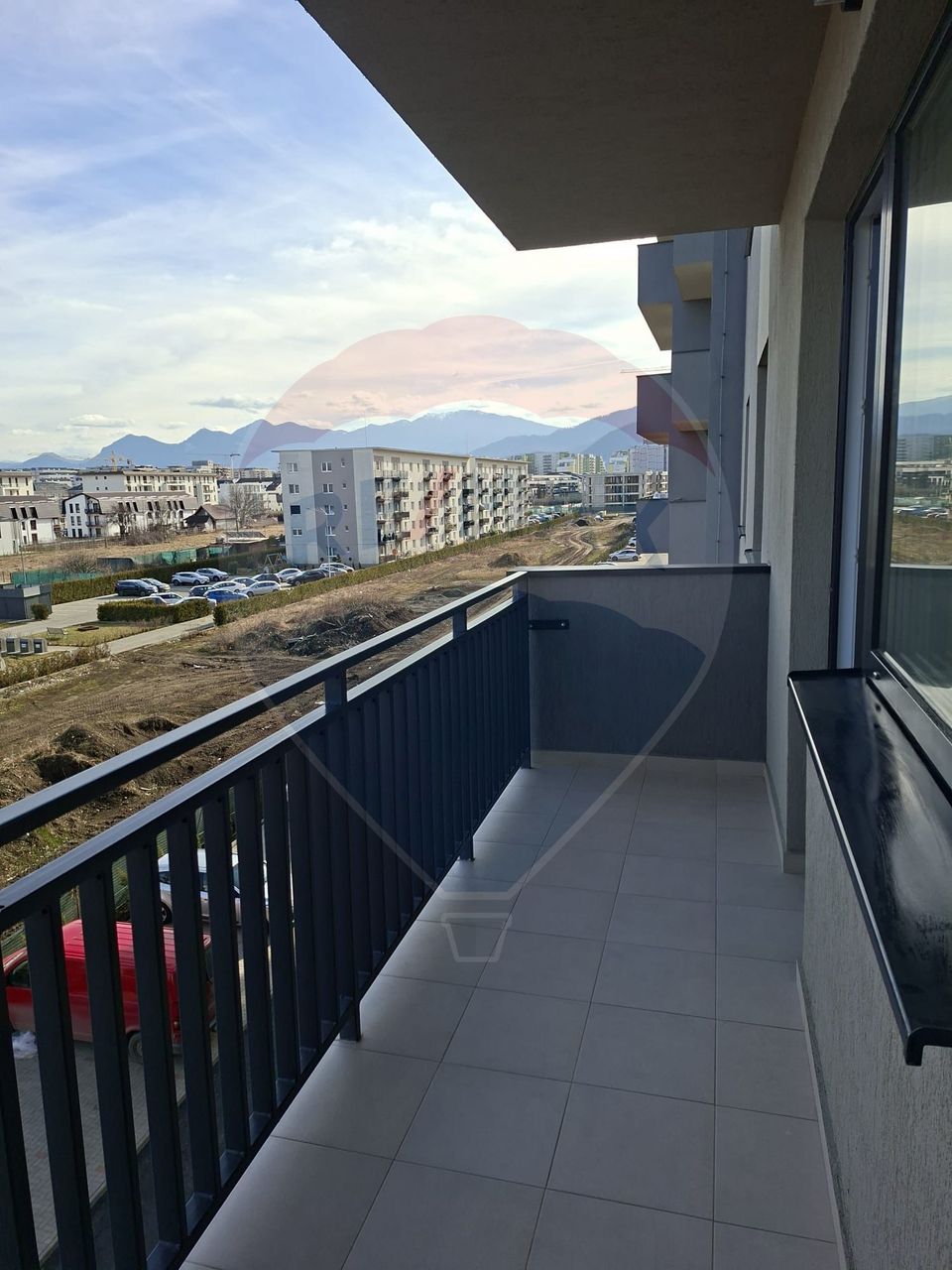 3 room Apartment for rent, Tractorul area