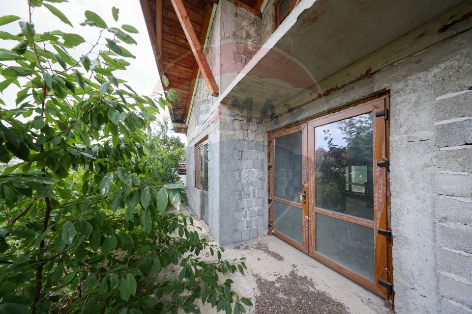 CASA LA ROSU | TOMIS 21 | 325MP | 346MP CURTE | 470 TEREN |ACCES AUTO