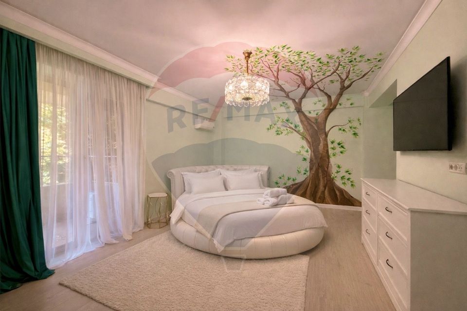 Vila / Casa de lux de vanzare  1000mp teren Str. Primaverii Constanta