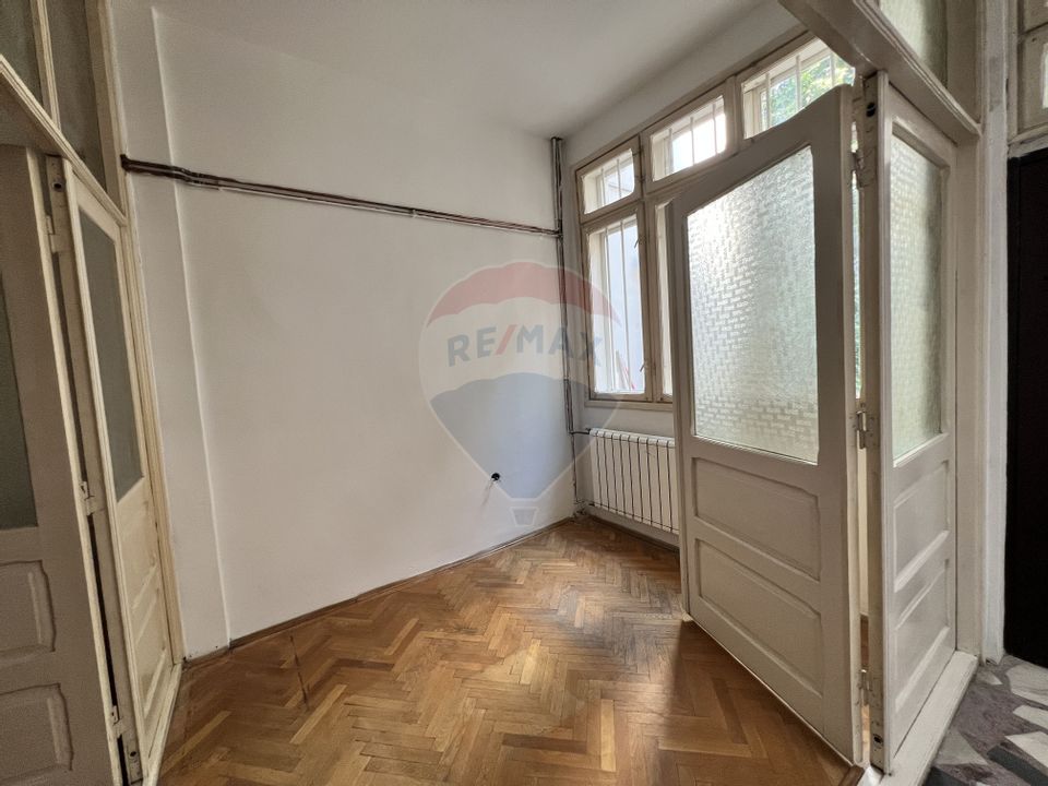 10 room House / Villa for rent, Eminescu area