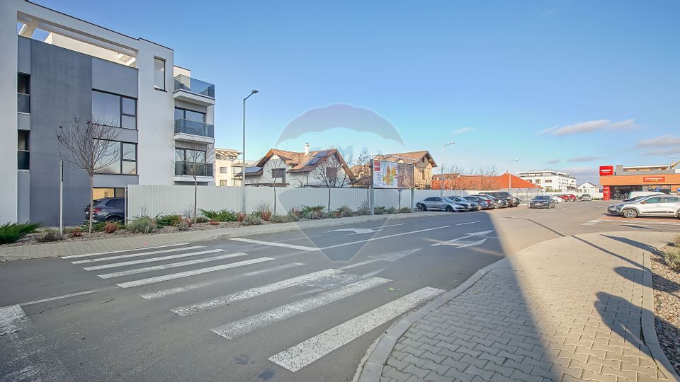 Garsoniera de închiriat, parcare subterana, etaj 1 | Zona Tractorul