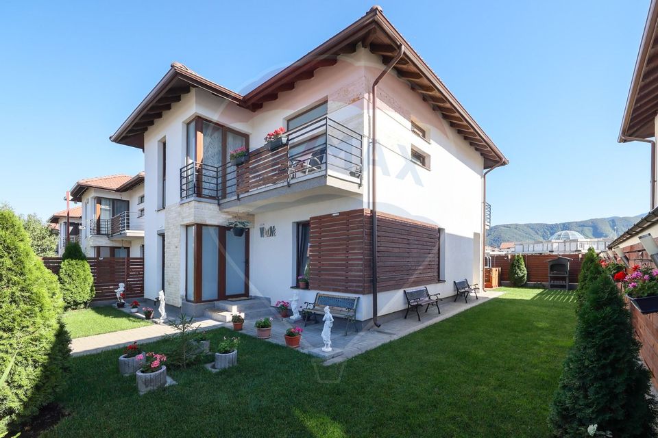 Vila mobilata modern, piscina, zona de interes Ghimbav!