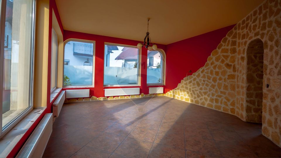 7 room House / Villa for sale, Primaverii area
