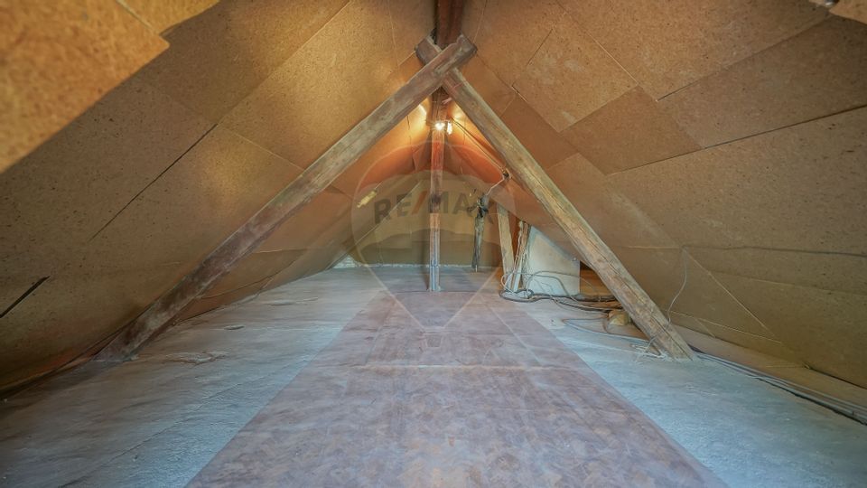 Comision 0% | Casă individuală | Garaj | Acces auto | Teren 591 mp |