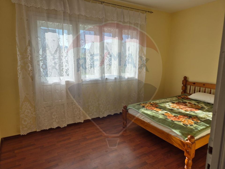 6 room House / Villa for sale