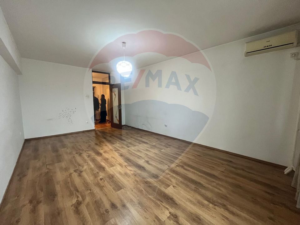 2 room Apartment for rent, Stirbei Voda area