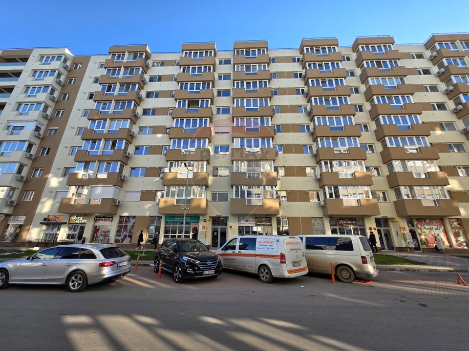 Apartament cu 2 camere de vanzare in Complex Bacovia - Fiald