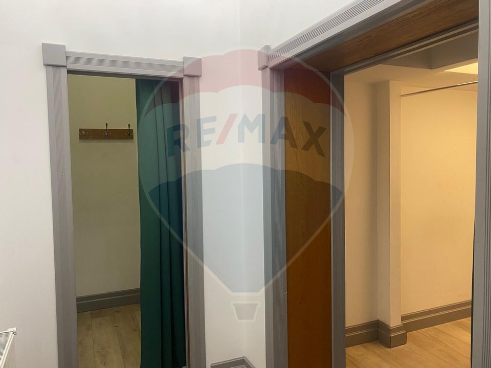 500sq.m Commercial Space for rent, Magheru area