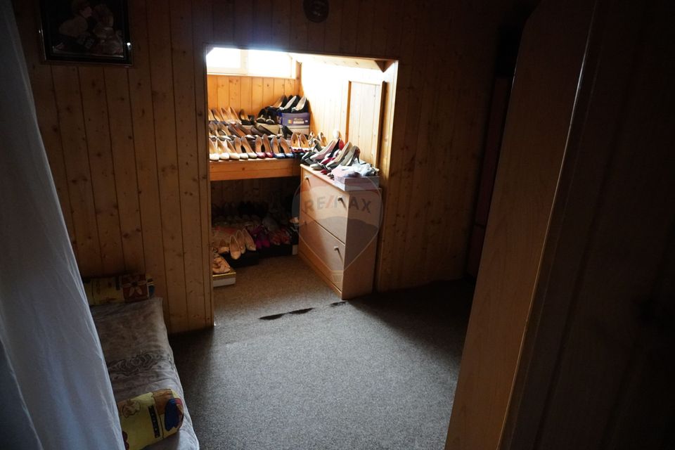 5 room House / Villa for sale