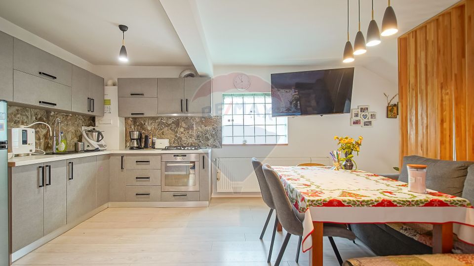 COMISION 0% | 2 CASE + 1119 MP TEREN | PRIMAVERII | PRIVELISTE SUPERBA