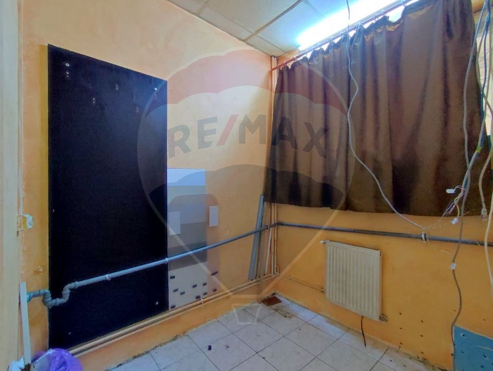63sq.m Commercial Space for rent, Centrul Istoric area