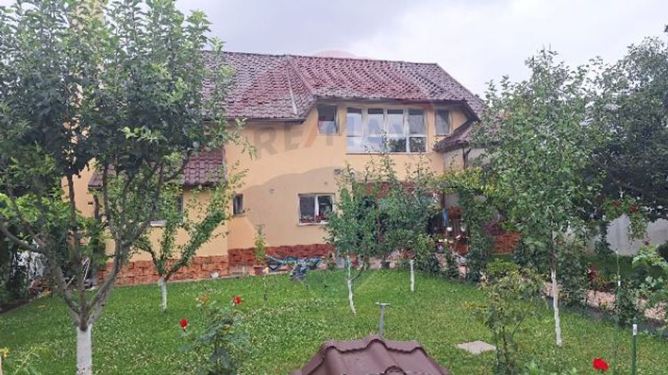 7 room House / Villa for sale, Functionarilor area