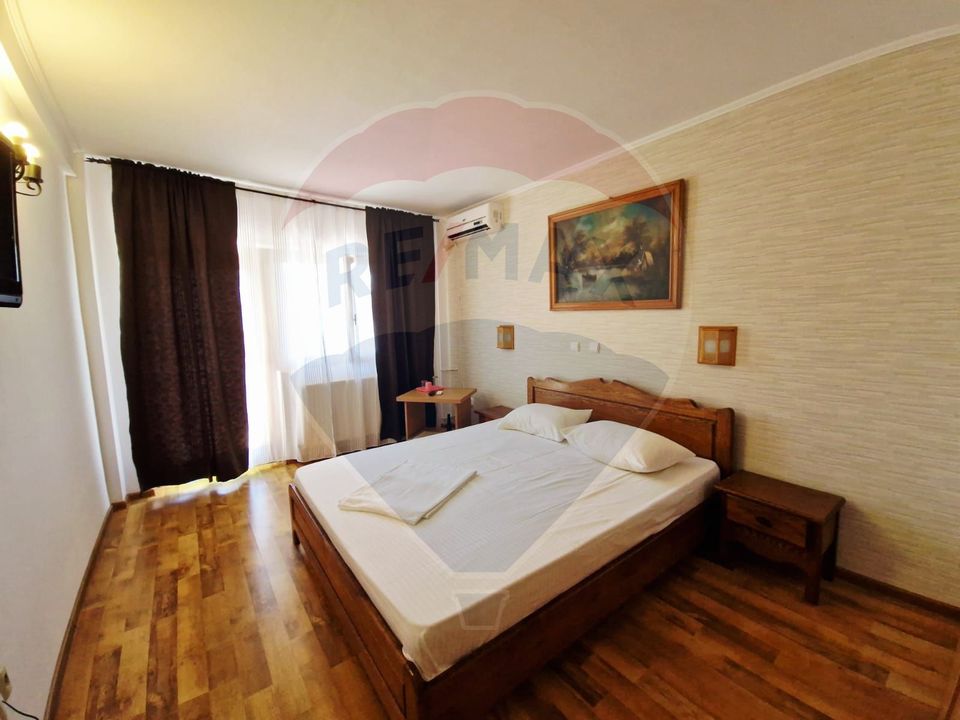 20 room Hotel / Pension for sale