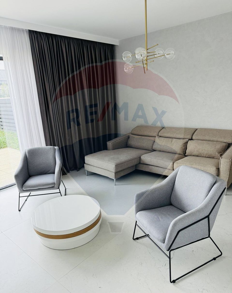 4 room House / Villa for sale