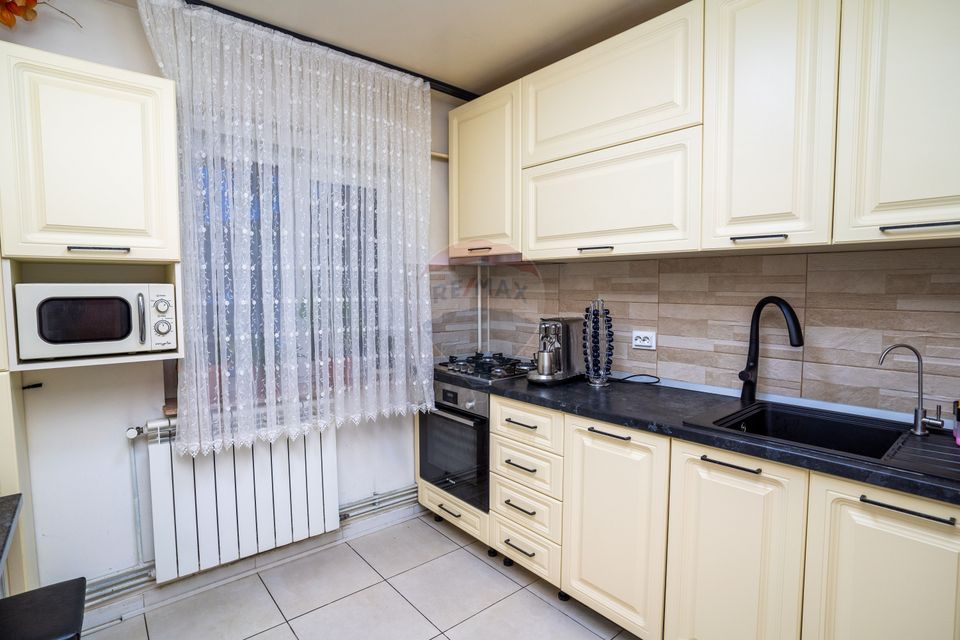 4 room Apartment for rent, Popa Sapca area