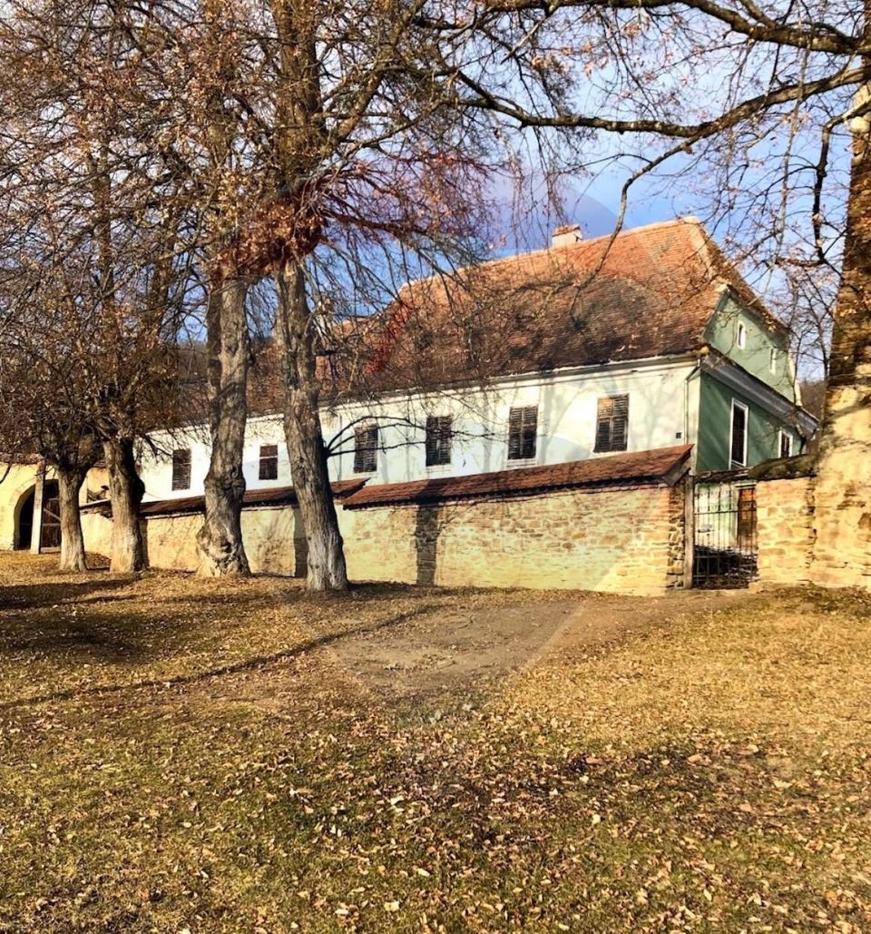 DE VANZARE Teren intr-un colț de Transilvanie autentică