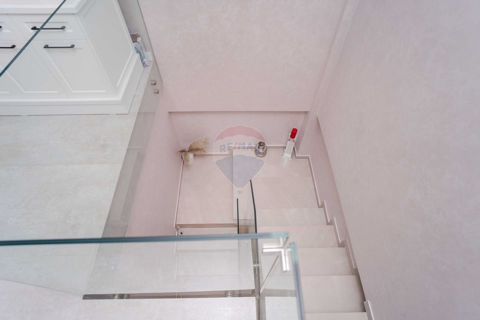 Apartament cu 3 camere de vânzare  ESQ Village  Valea Lupului