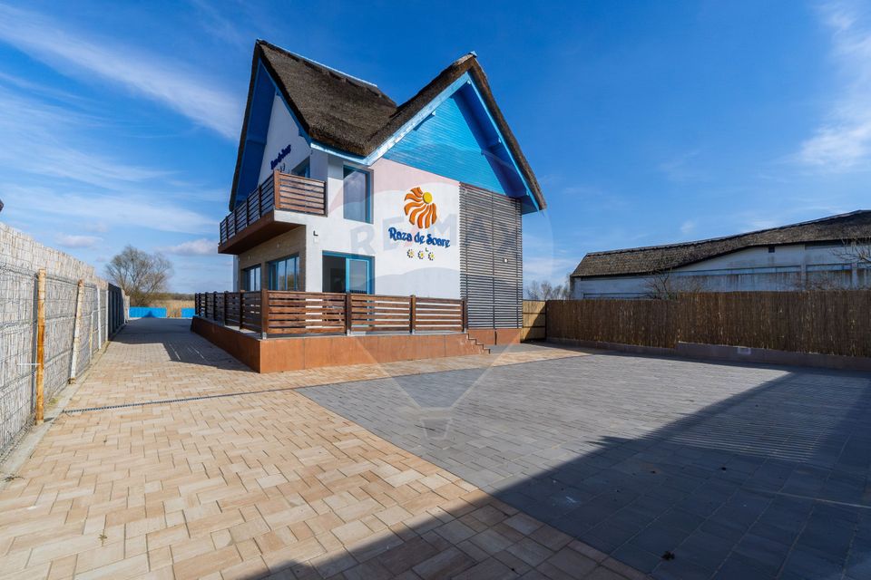 VILA IN MURIGHIOL | IESIRE LA LAC, DELTA DUNARII SI PISCINA | 6 CAMERE