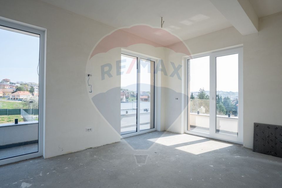 De vânzare casă 5 camere  în zona Dealuri Oradea