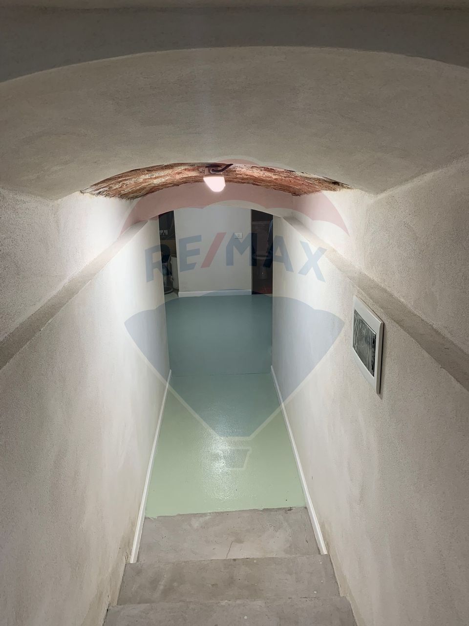 Spațiu comercial de închiriat 40 mp, în zona Decebal