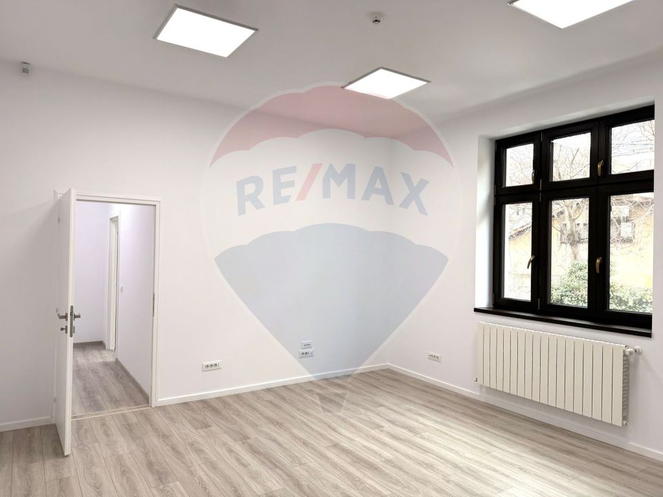 100sq.m Commercial Space for rent, P-ta Victoriei area