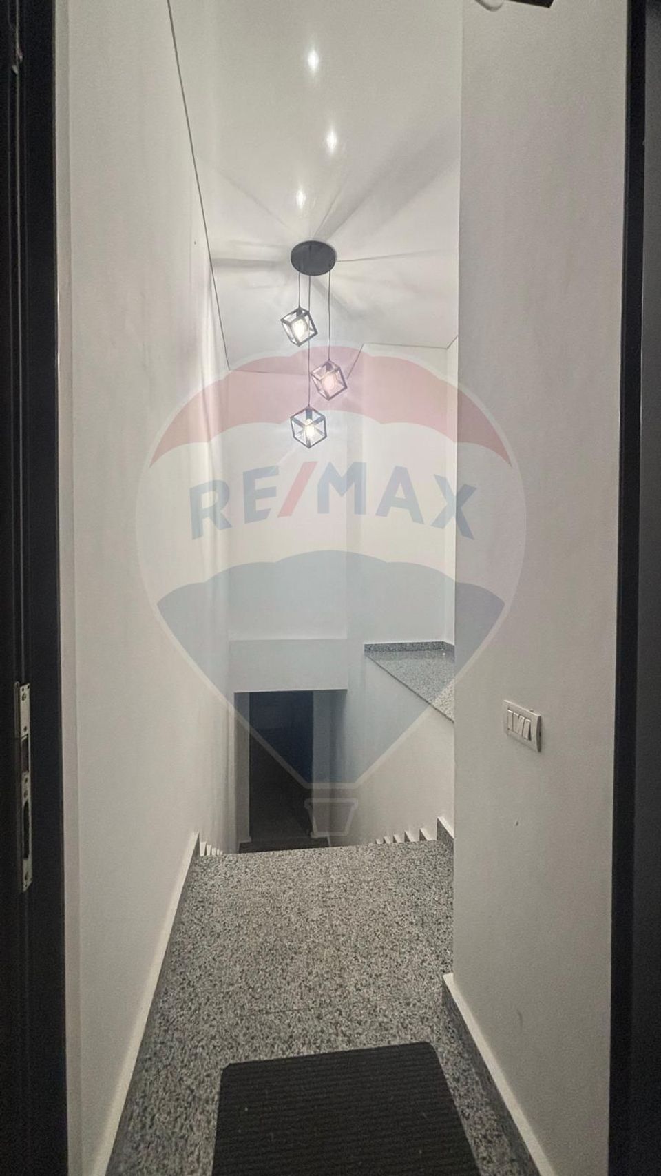 66sq.m Commercial Space for rent, Faleza Nord area