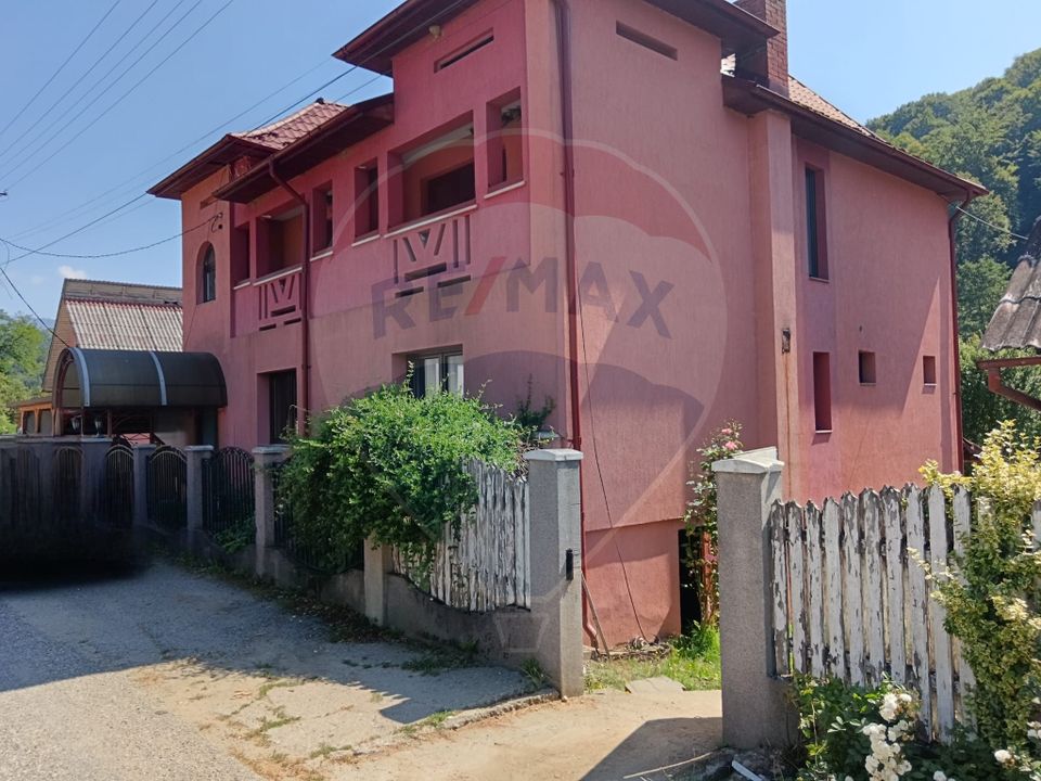 7 room House / Villa for sale