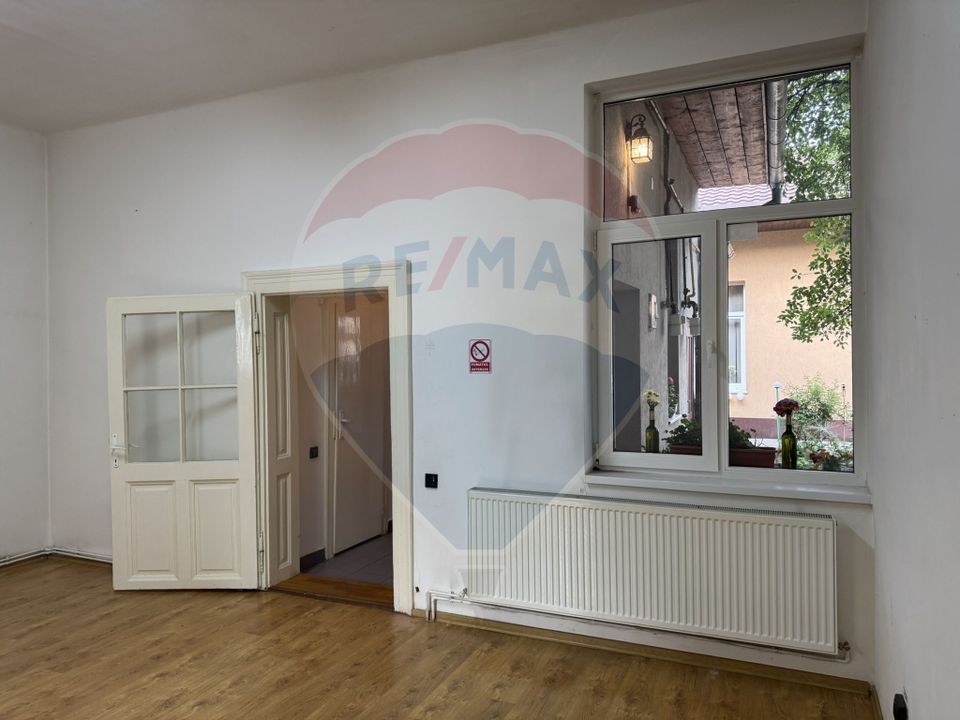 4 room House / Villa for sale, Ultracentral area