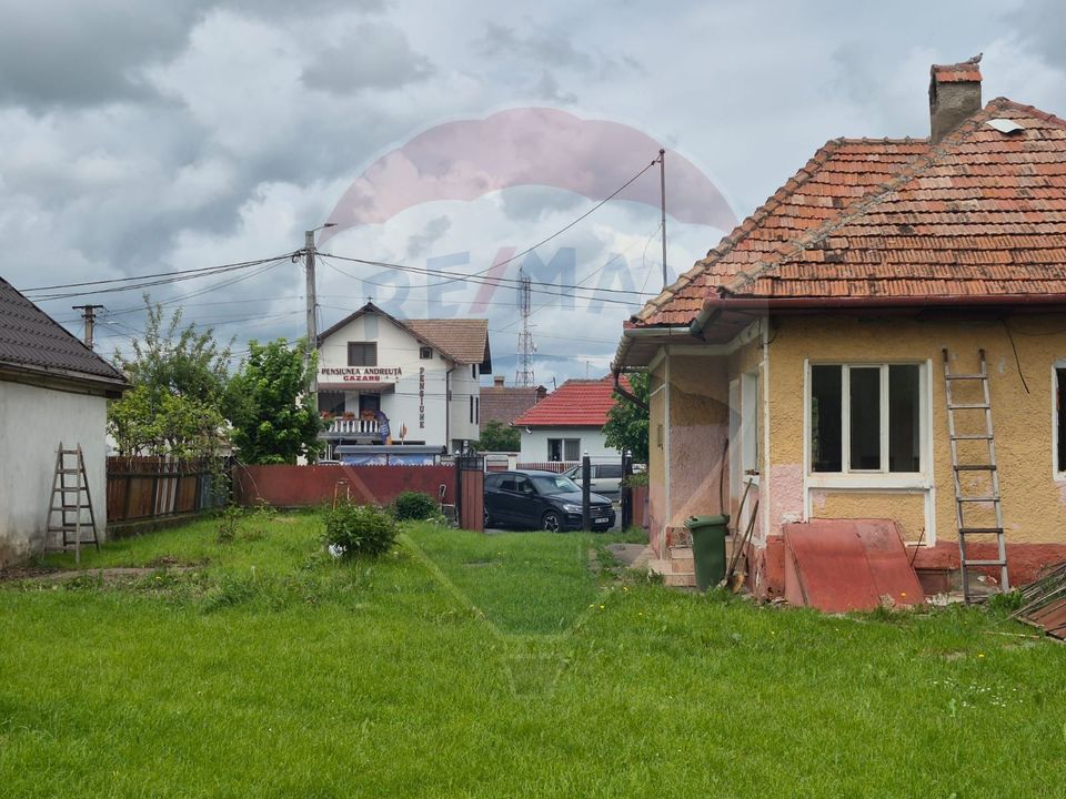 Land 1,170sqm Rasnov / Soseaua Bran