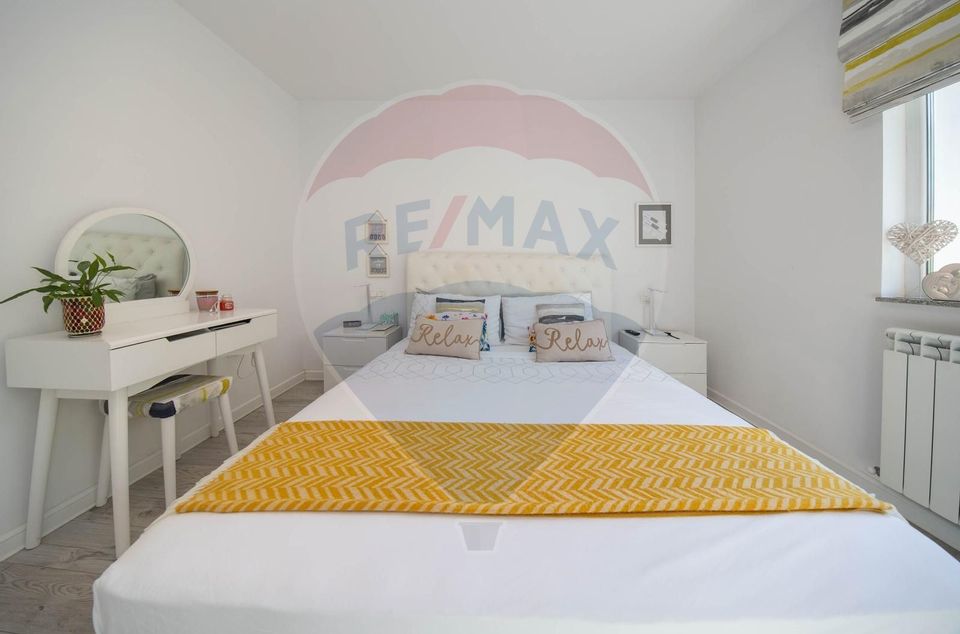 Apartament decomandat, mobilat si utilat lux,  Racadau!