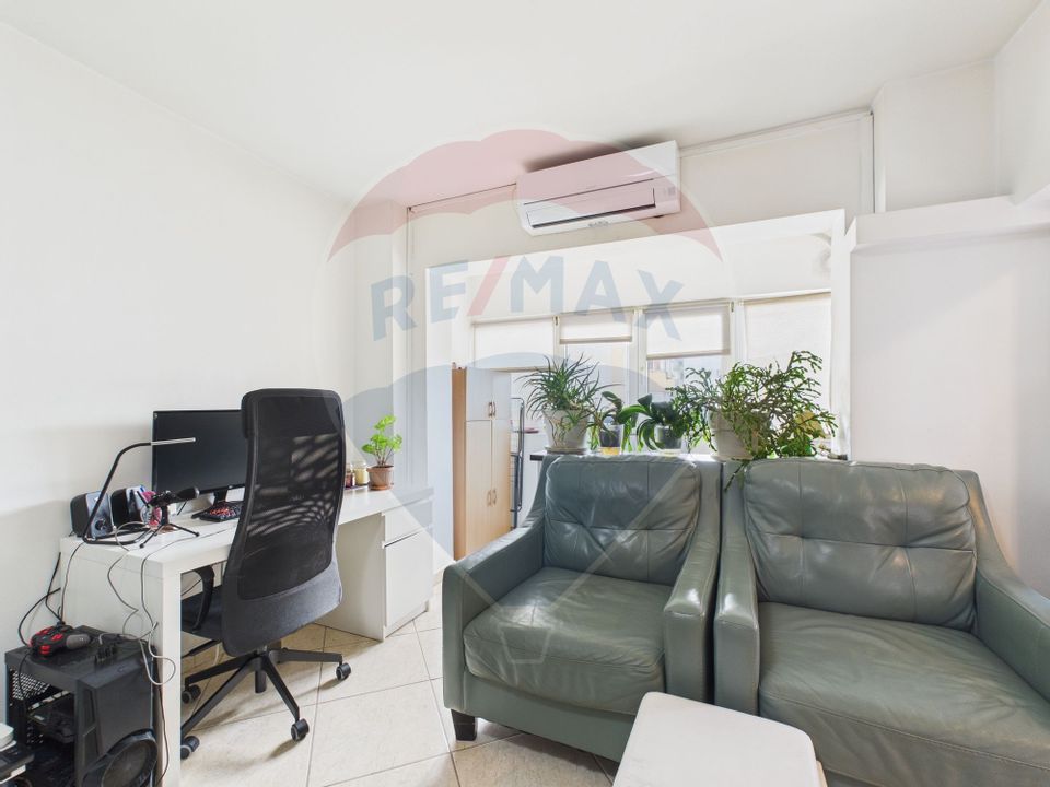 Apartament cu 3 camere cu centrala proprie langa metrou Iancului