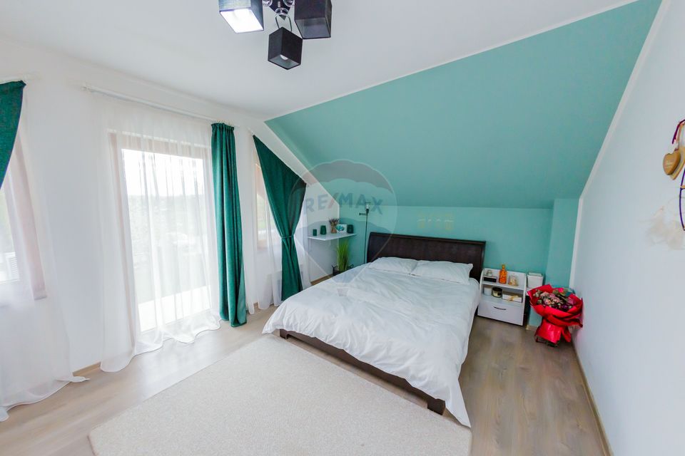 CASA DE VIS DE VANZARE IN COLTIREA