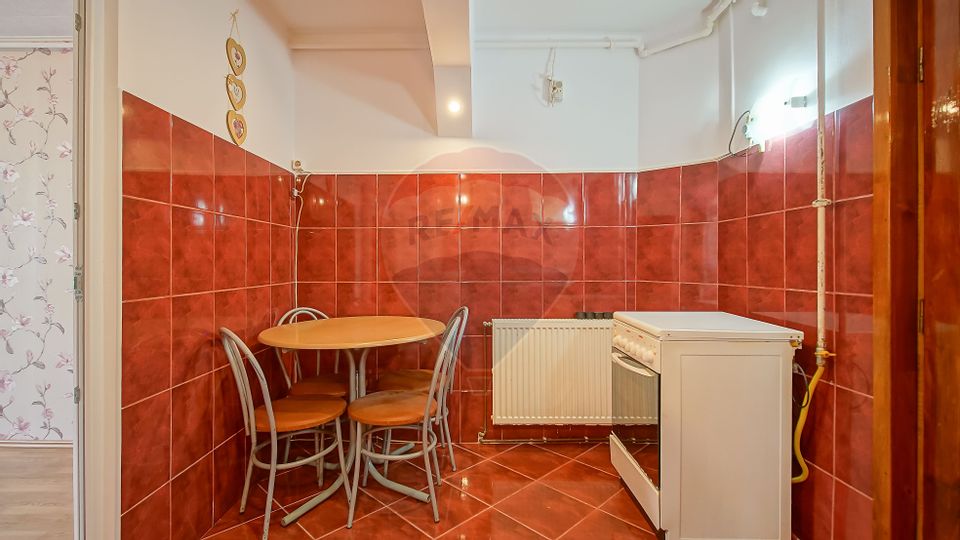 Apartament 2 camere renovat, central, Zona ISR, Râșnov