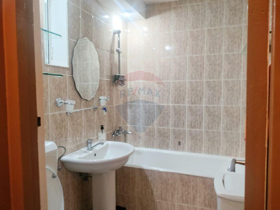 Apartament trei camere Iernuteni- Reghin