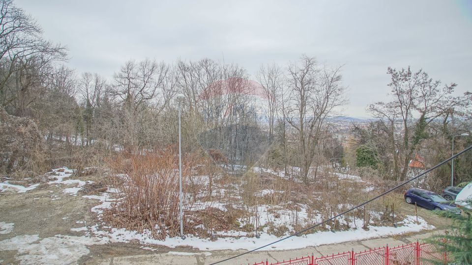 Apartament cu 3 camere în casă cu grădină Drumul Poienii