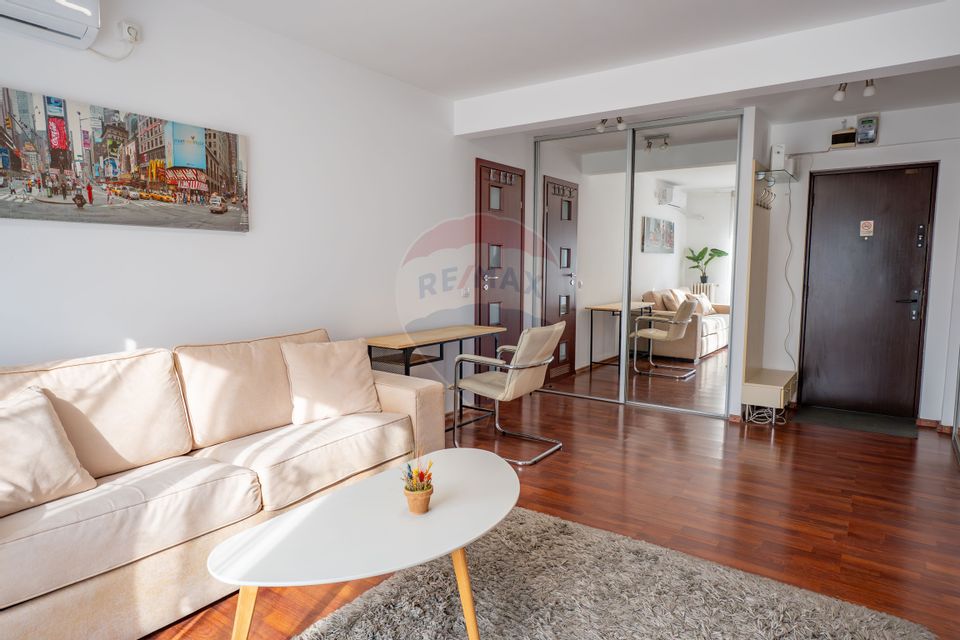 2 room Apartment for rent, P-ta Universitatii area