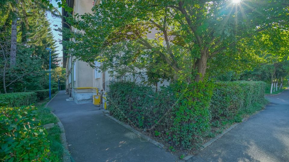 REZERVAT! Apartament 2 camere decomandat, spațios, Centrul Civic