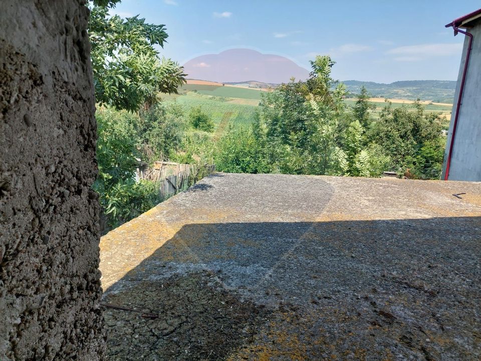Casa nefinalizata de vanzare in Tisa Silvestri com. Odobesti