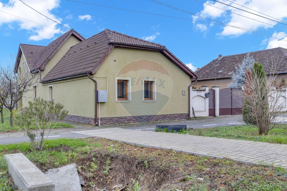 6 room House / Villa for sale