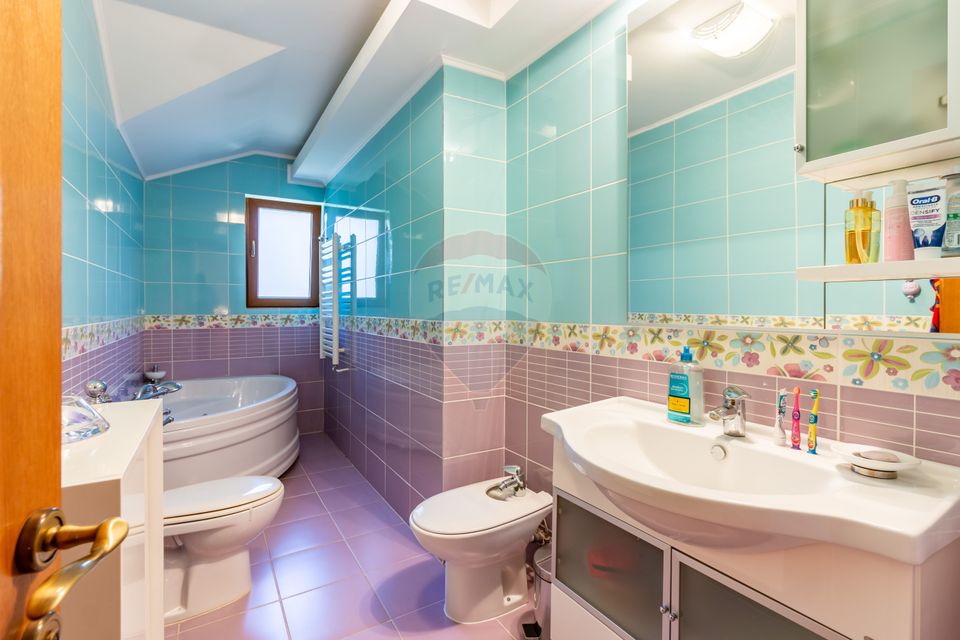 House / Villa for sale in Corbeanca, Blue Lagoon, near the lake