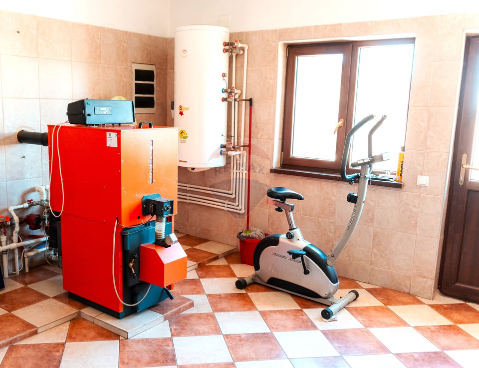 4 room House / Villa for sale