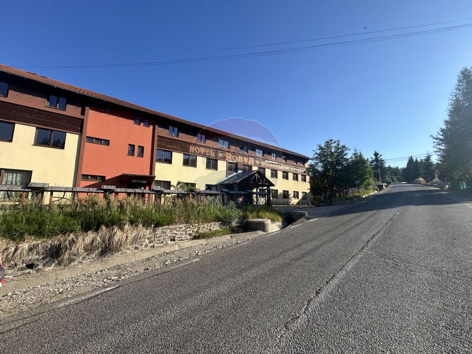 Hotel / Pensiune cu 30 camere de vânzare în zona Nord