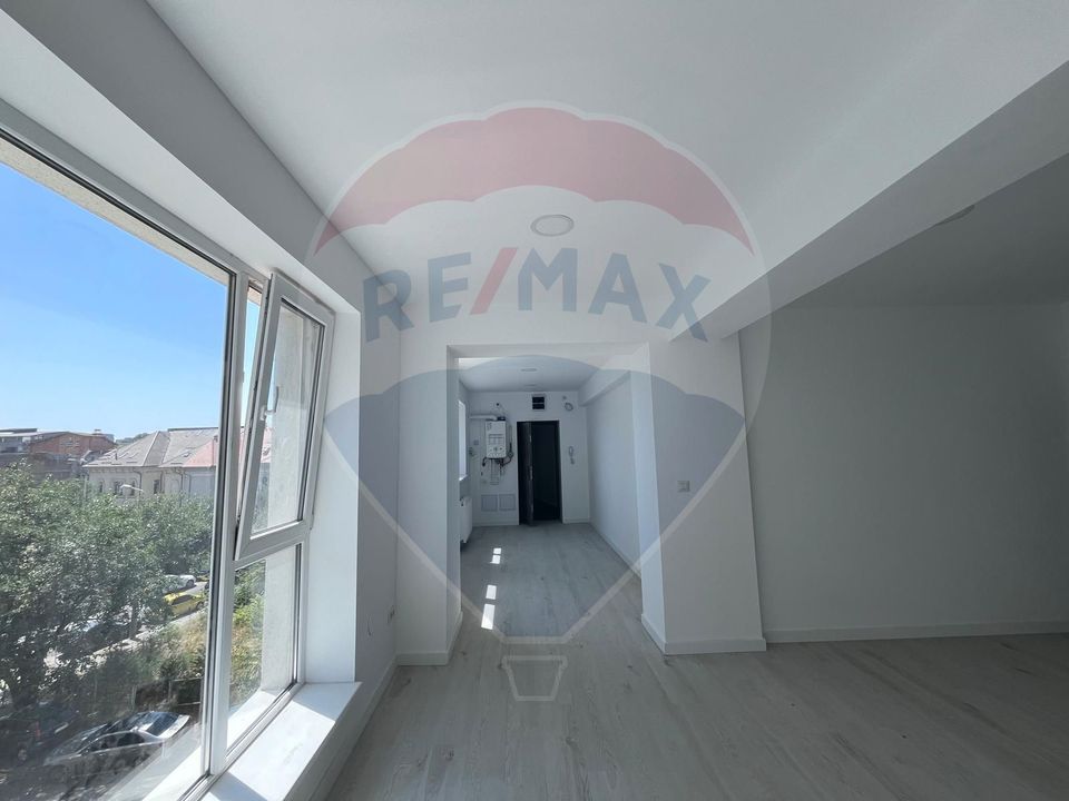 NEW office space -55sqm for rent in Lizeanu-Stefan cel Mare area