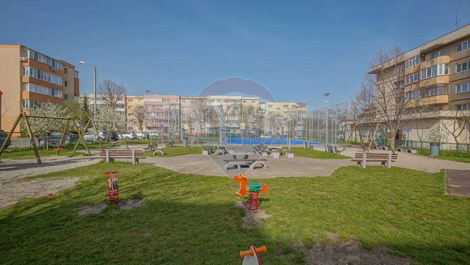 2 room Apartment for sale, Tractorul area