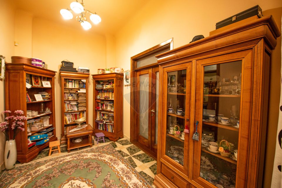 Casa de vanzare 240 mp utili , 6 camere,  teren 1000 mp, Calarasi