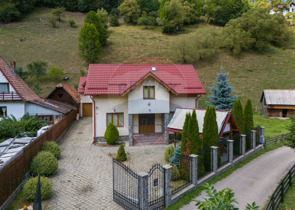 10 room House / Villa for sale