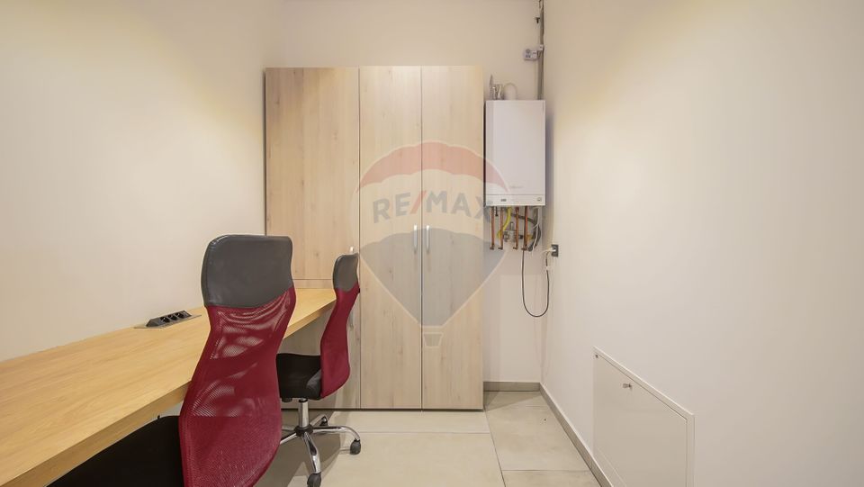 55sq.m Commercial Space for rent, Racadau area